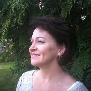 Meet your Posher, Eva